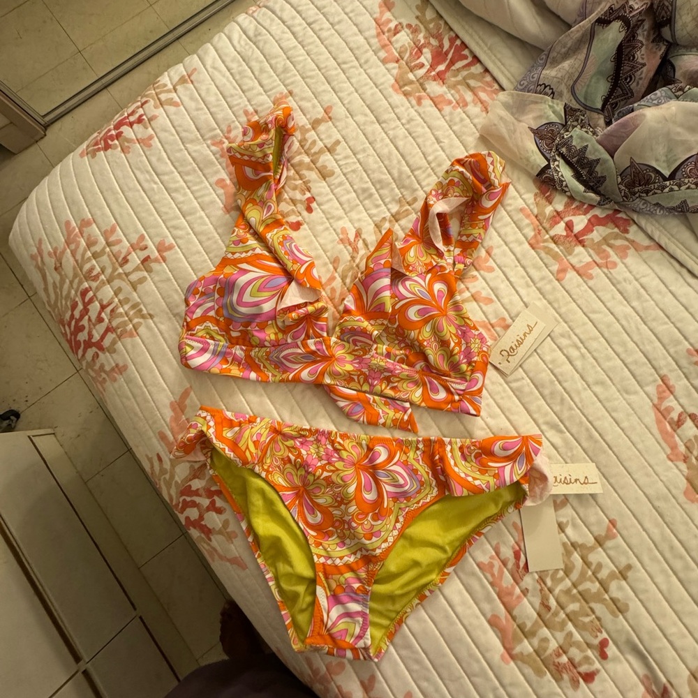 NWT Raisins swimwear/two piece set Colorful Swirl Bikini Set size Medium